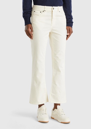  Kadın Beyaz Pamuk Karışımlı 5 Cepli Arkası Logo Etiketli Kadife Pantolon