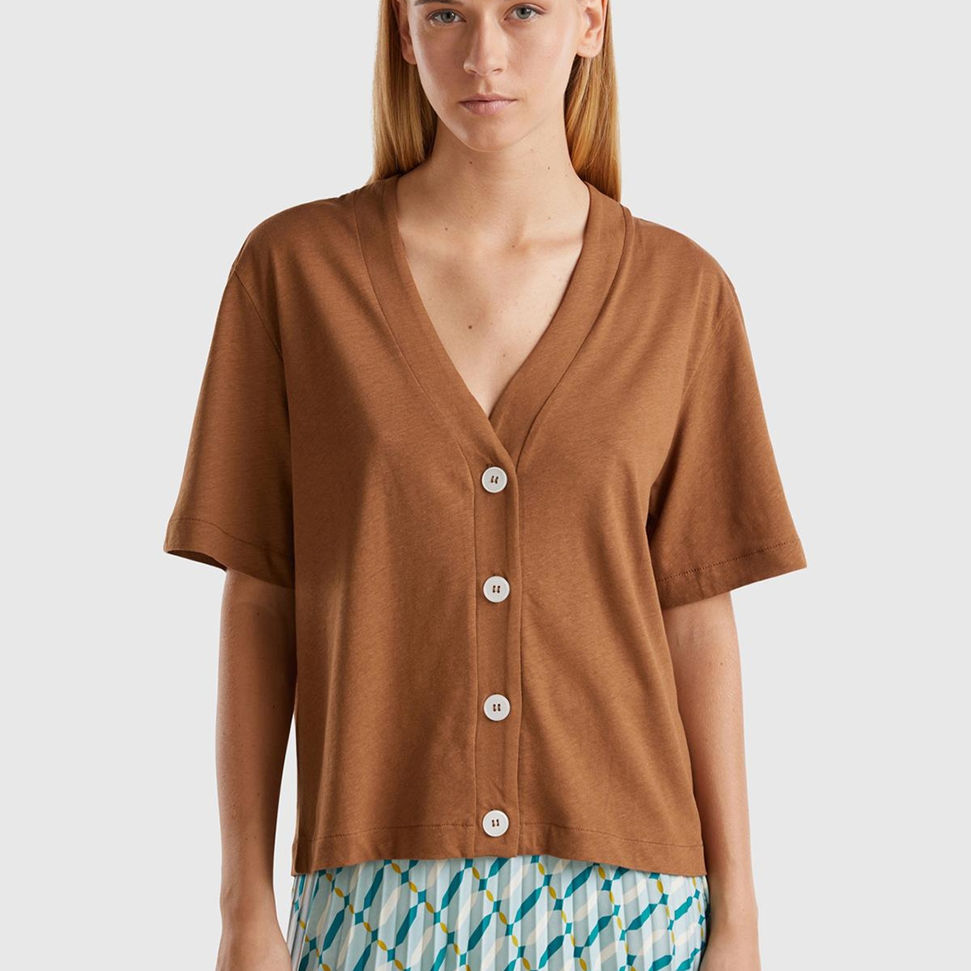 Kadın Kahverengi Pamuk ve Keten Karışımlı Yarım Kollu V Yaka Hırka