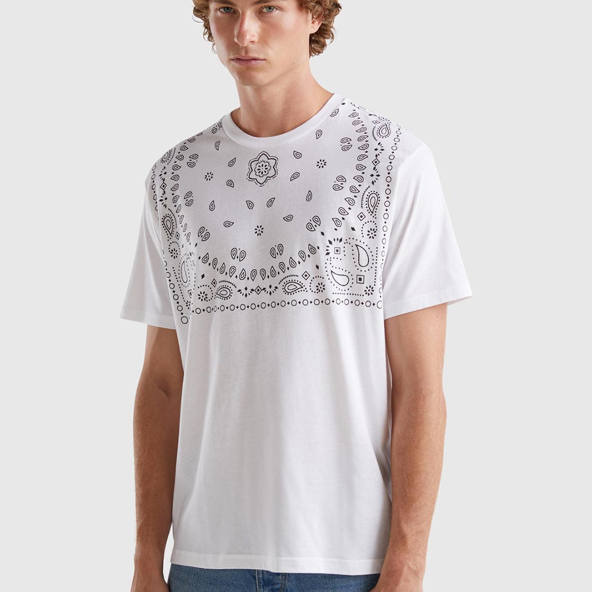 Erkek Beyaz %100 Pamuk Önü ve Arkası Baskılı Yuvarlak Yaka T-Shirt