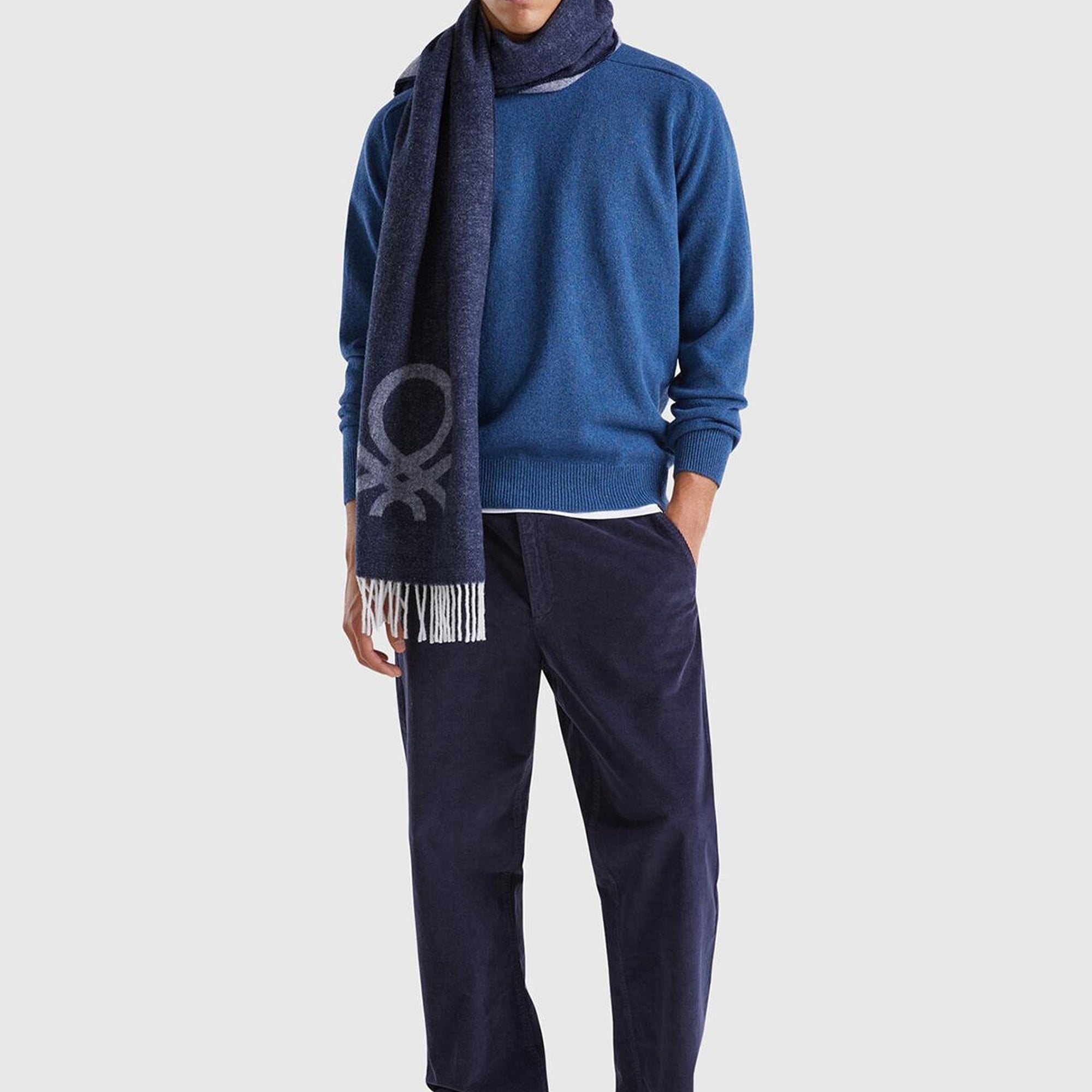 Erkek Lacivert Pamuk Karışımlı Önü ve Arkası Cepli Büzgü İpli  Kadife Pantolon