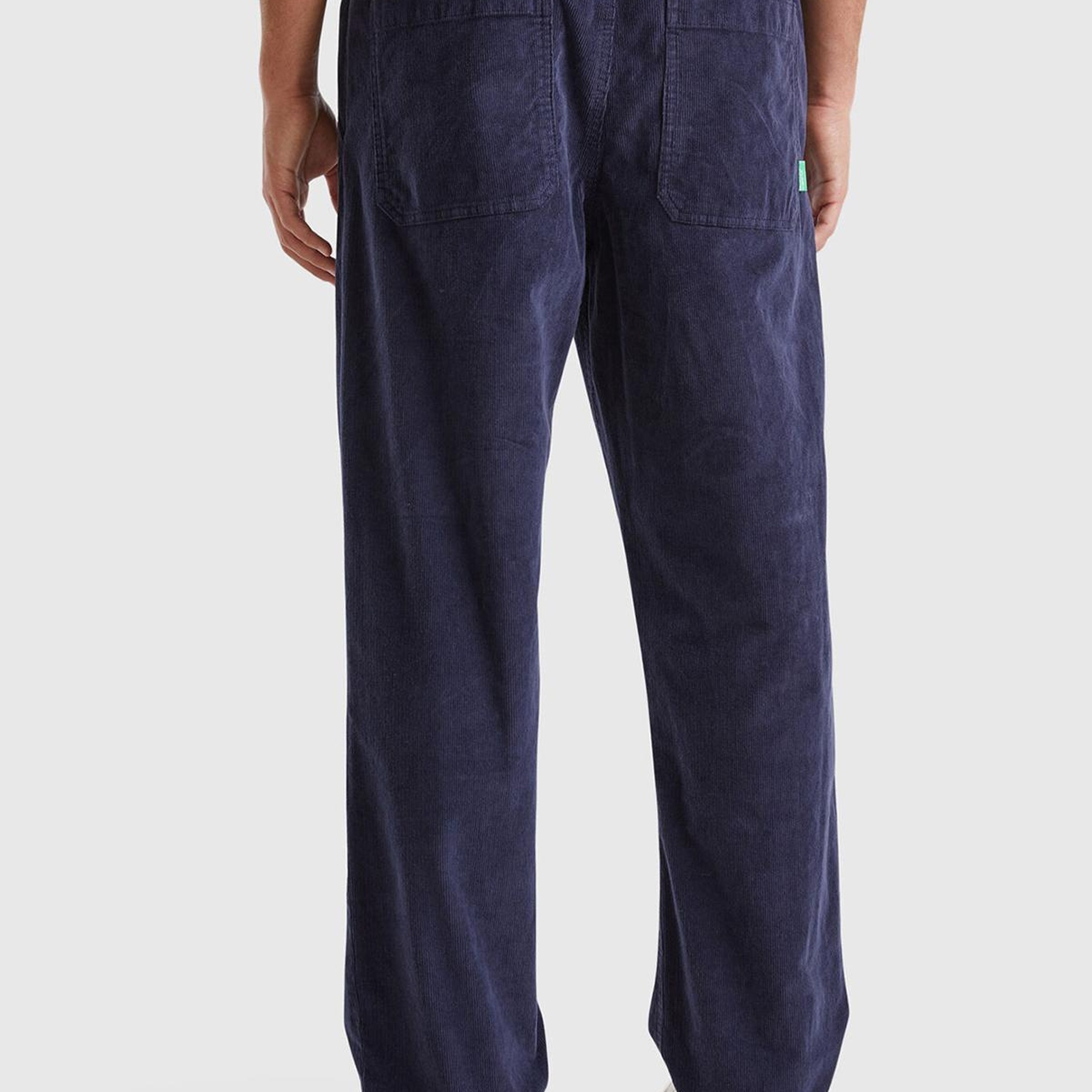 Erkek Lacivert Pamuk Karışımlı Önü ve Arkası Cepli Büzgü İpli  Kadife Pantolon