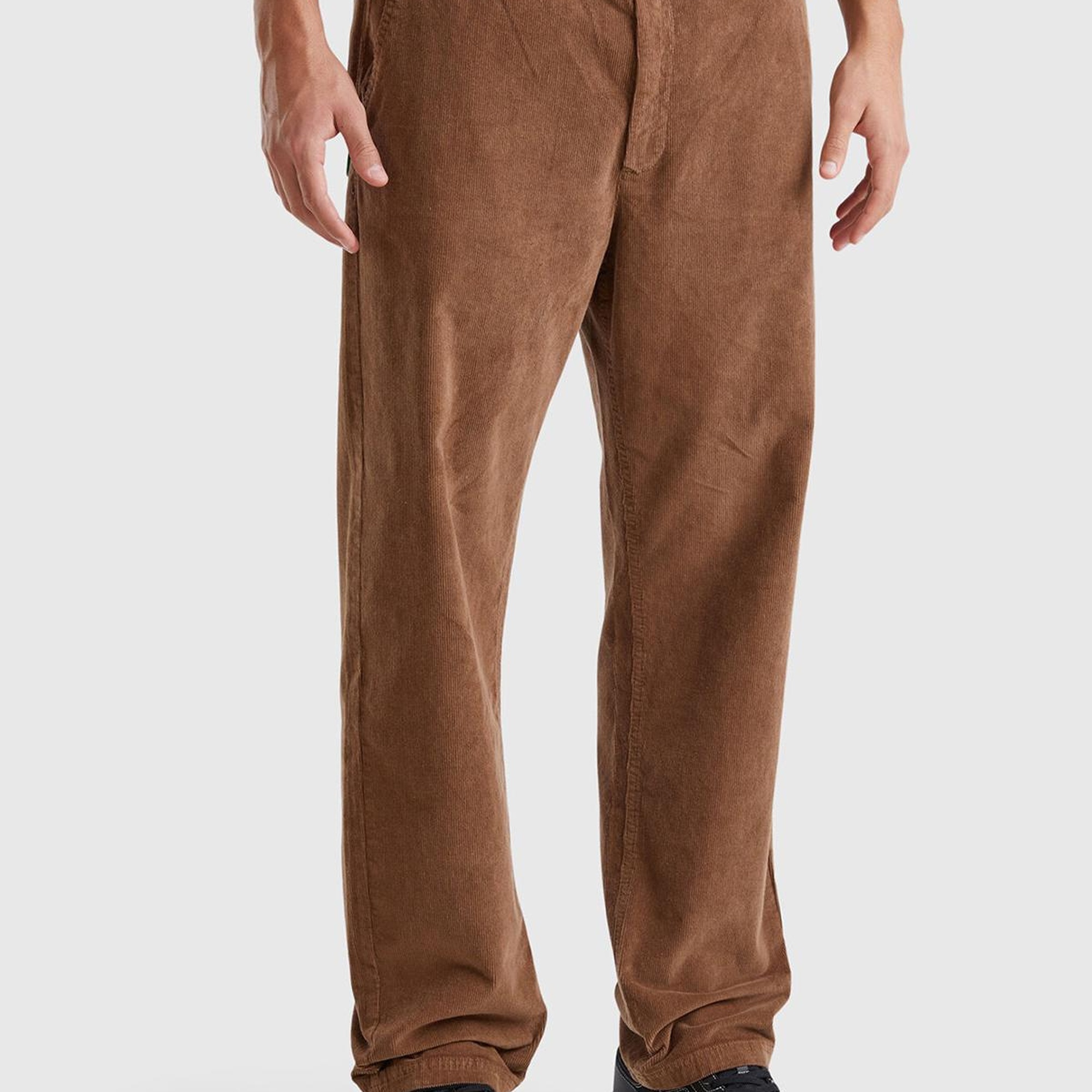 Erkek Kahverengi Pamuk Karışımlı Önü ve Arkası Cepli Büzgü İpli  Kadife Pantolon