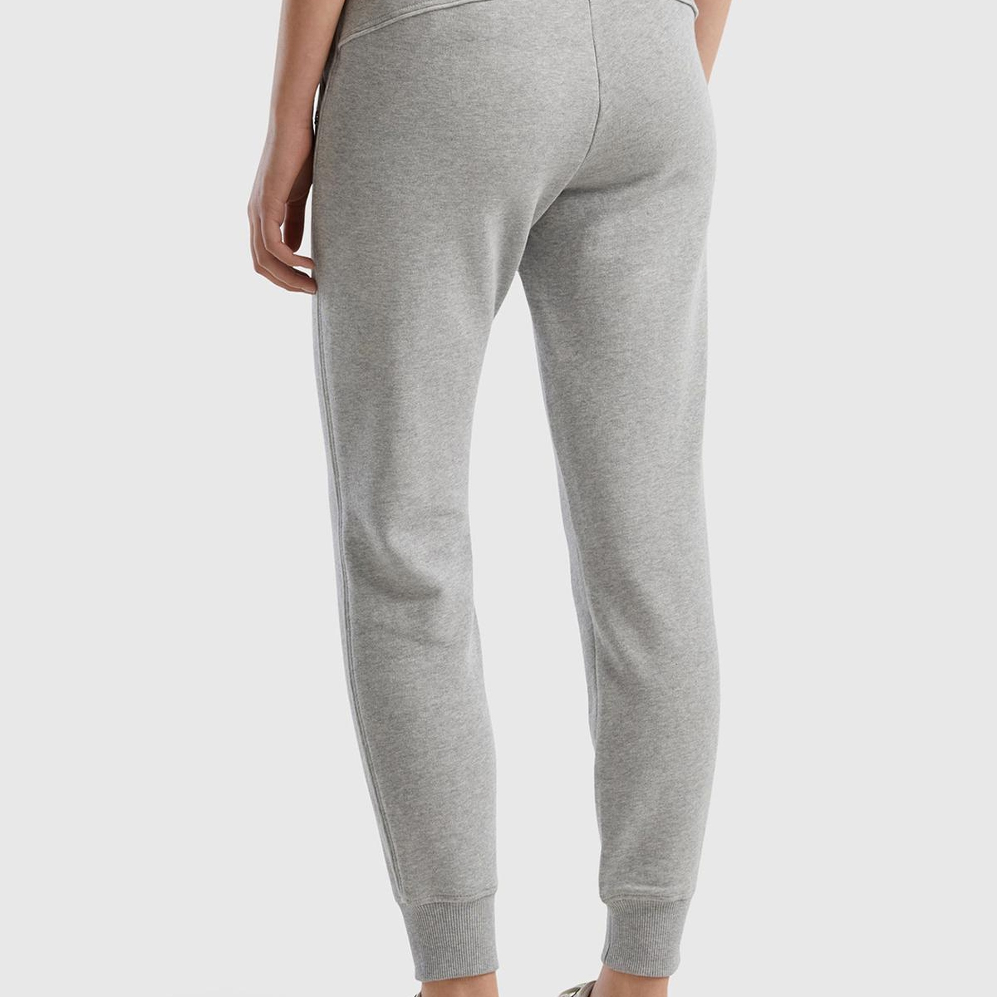 Kadın Gri Melanj %100 Pamuk Yanları Cepli Beli Büzgülü Jogger Eşofman Altı
