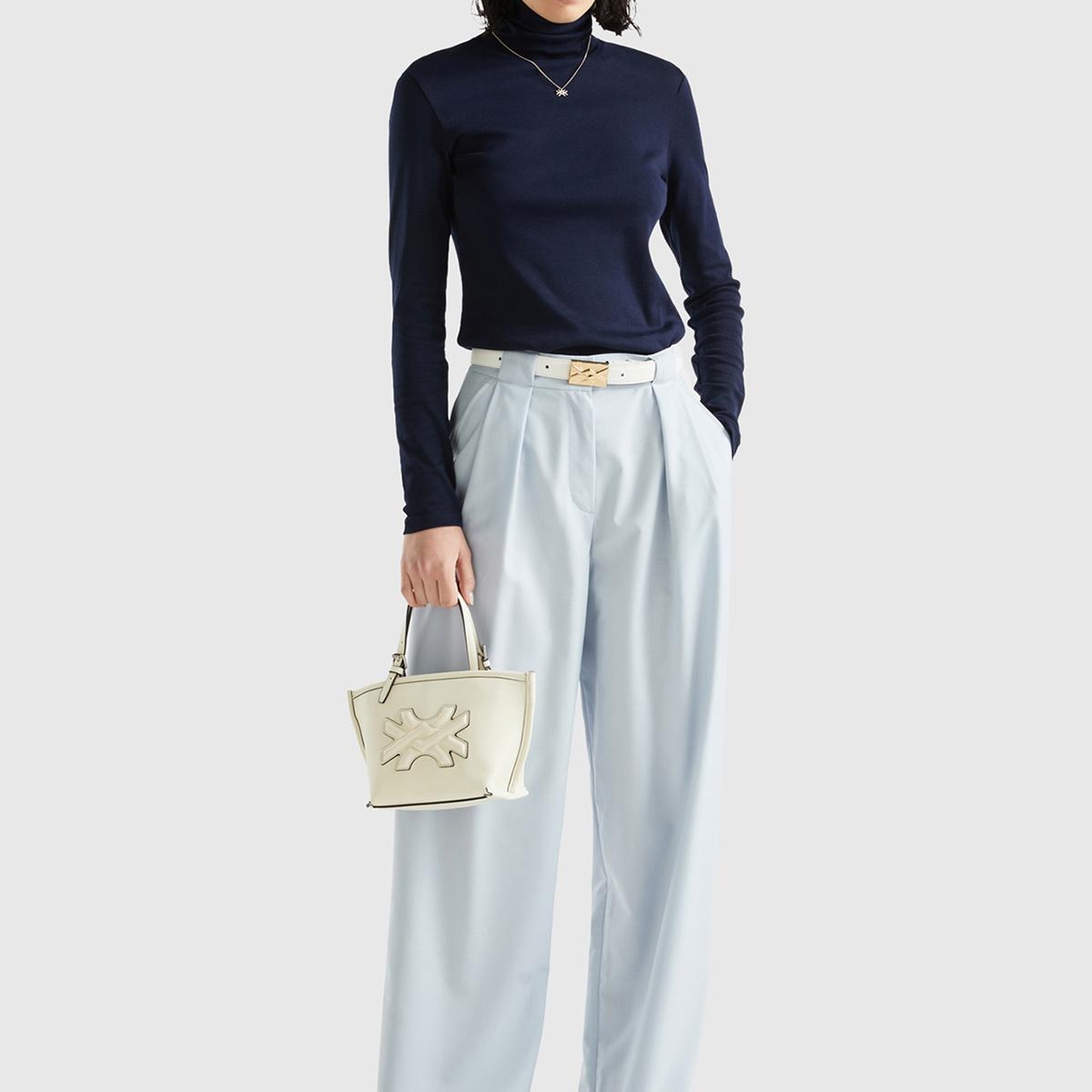 Kadın Lacivert %100 Pamuk Boğazlı Uzun Kollu T-Shirt