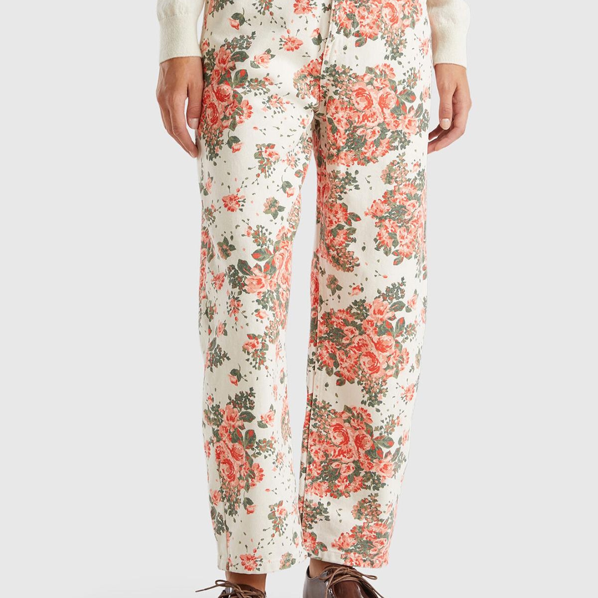 Kadın Beyaz %100 Pamuk Tamamı Çiçek Desenli 5 Cepli Balon Pantolon