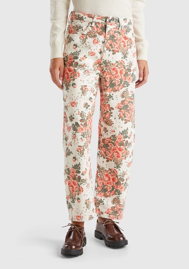  Kadın Beyaz %100 Pamuk Tamamı Çiçek Desenli 5 Cepli Balon Pantolon