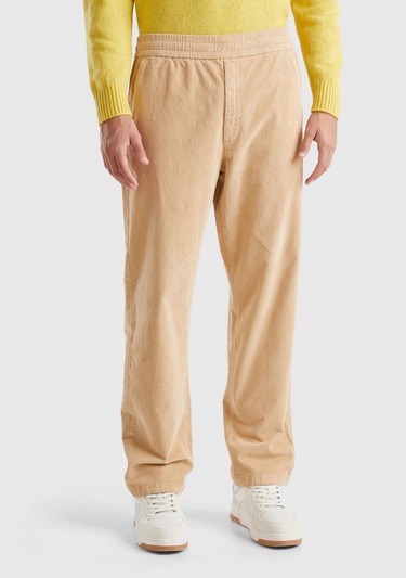  Erkek Bej Pamuk Karışımlı Önü ve Arkası Cepli Büzgü İpli  Kadife Pantolon