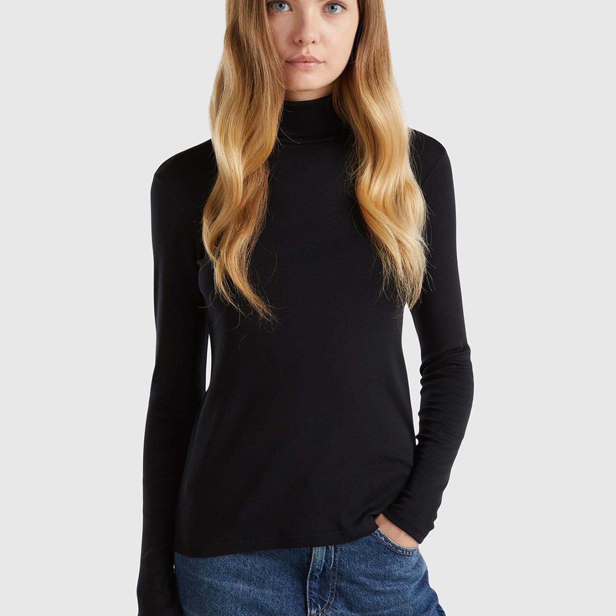 Kadın Siyah %100 Pamuk Boğazlı Uzun Kollu T-Shirt