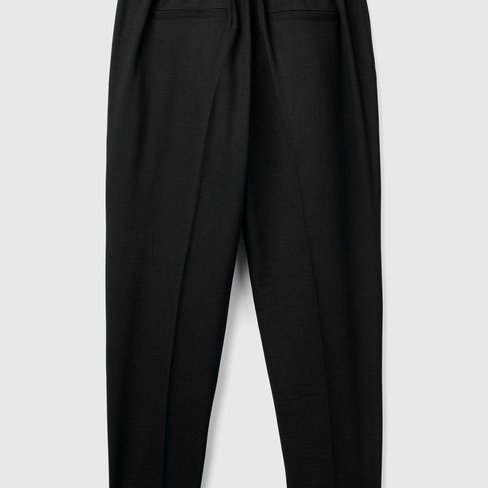 Kadın Siyah Viskoz Karışımlı Yanı ve Arkası Büzgülü Kıvrık Paça Pantolon