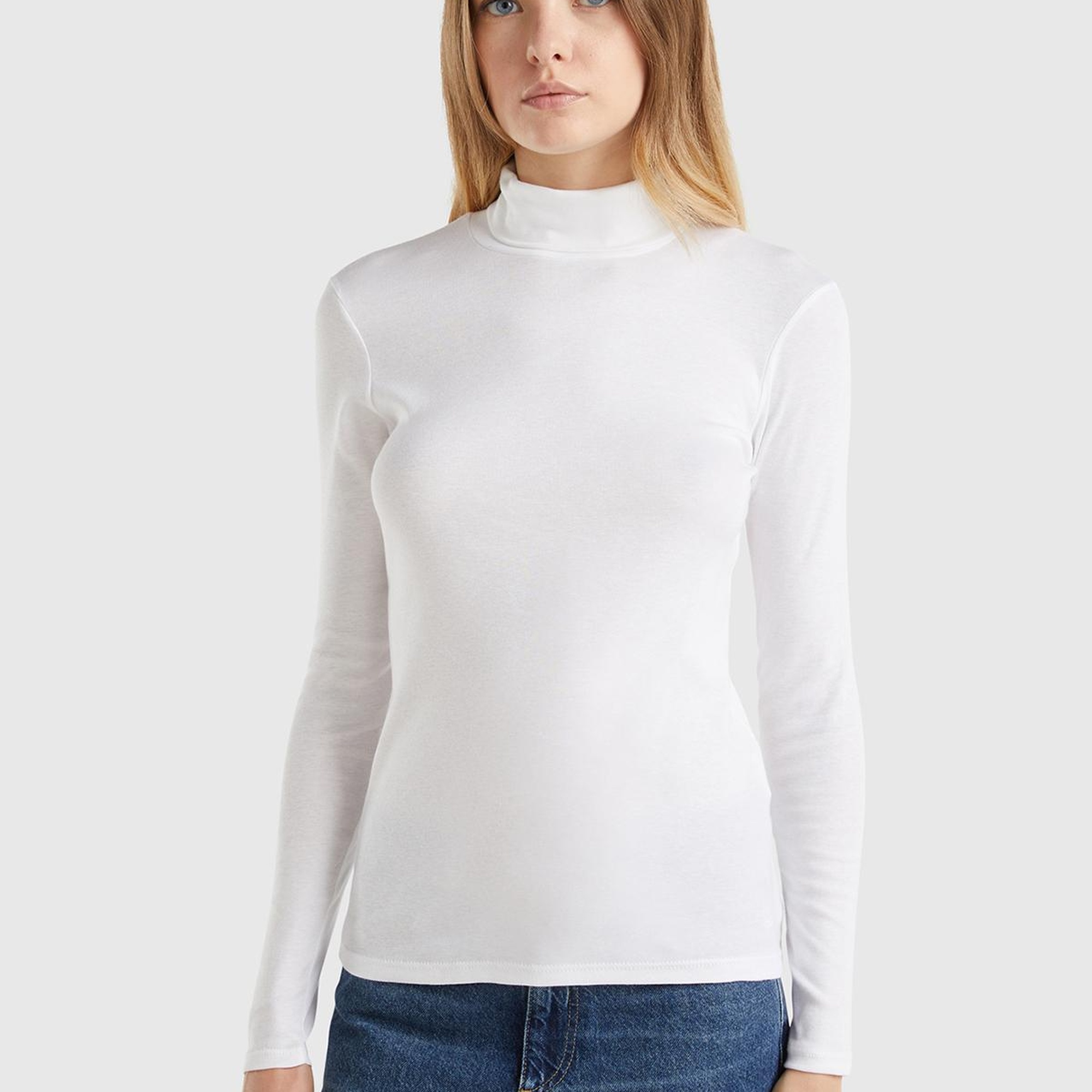 Kadın Beyaz %100 Pamuk Boğazlı Uzun Kollu T-Shirt