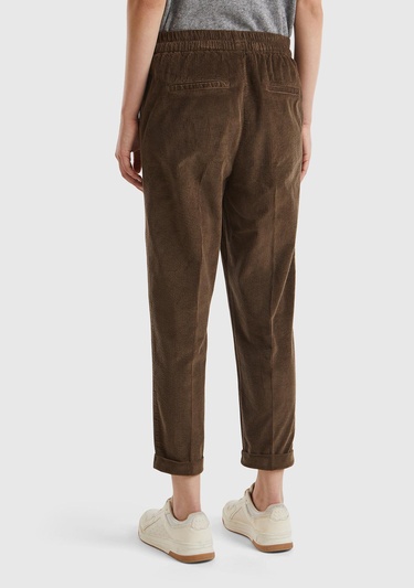  Kadın Kahverengi Beli Lastikli Kadife Pantolon