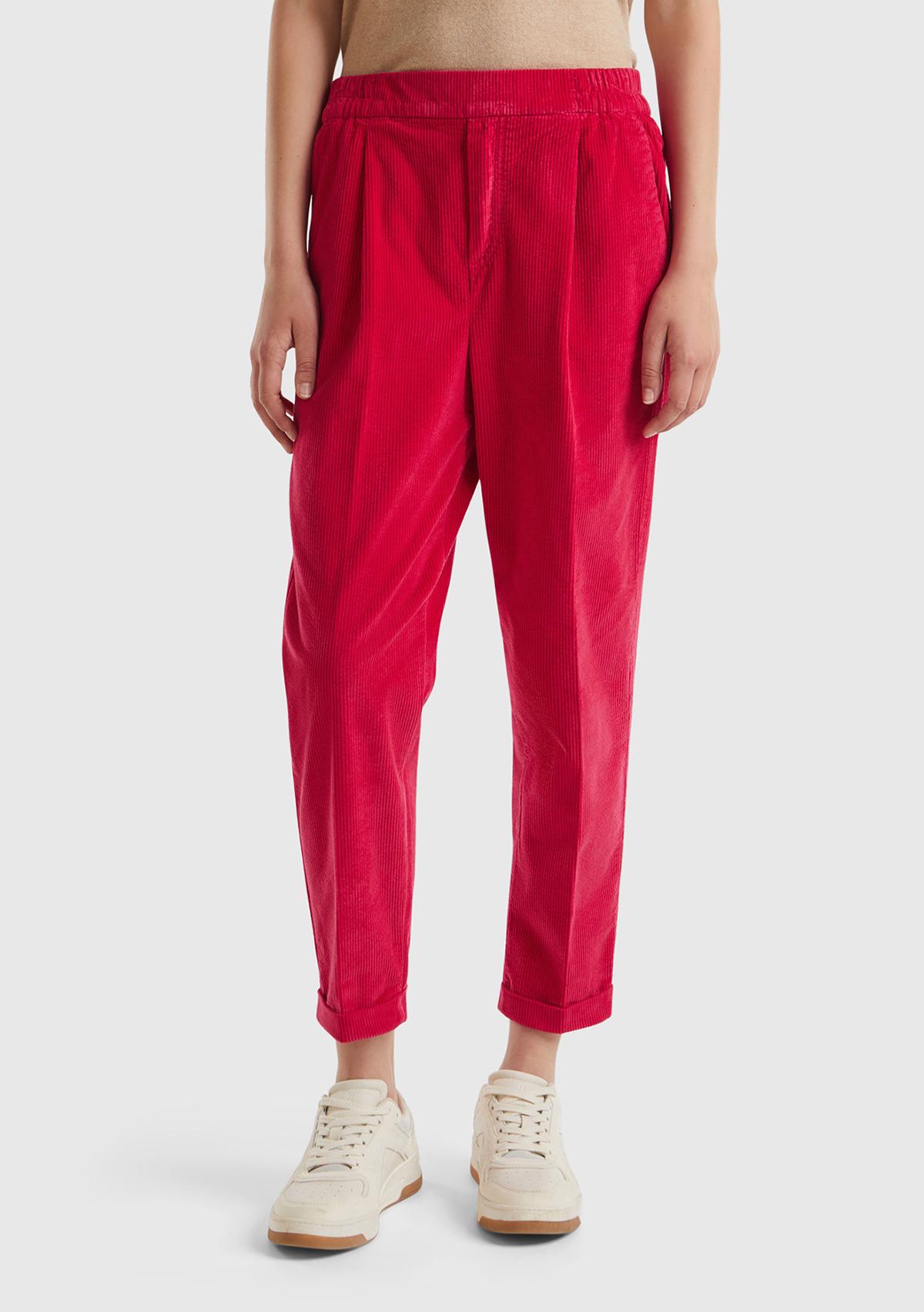  Kadın Kırmızı Beli Lastikli Kadife Pantolon