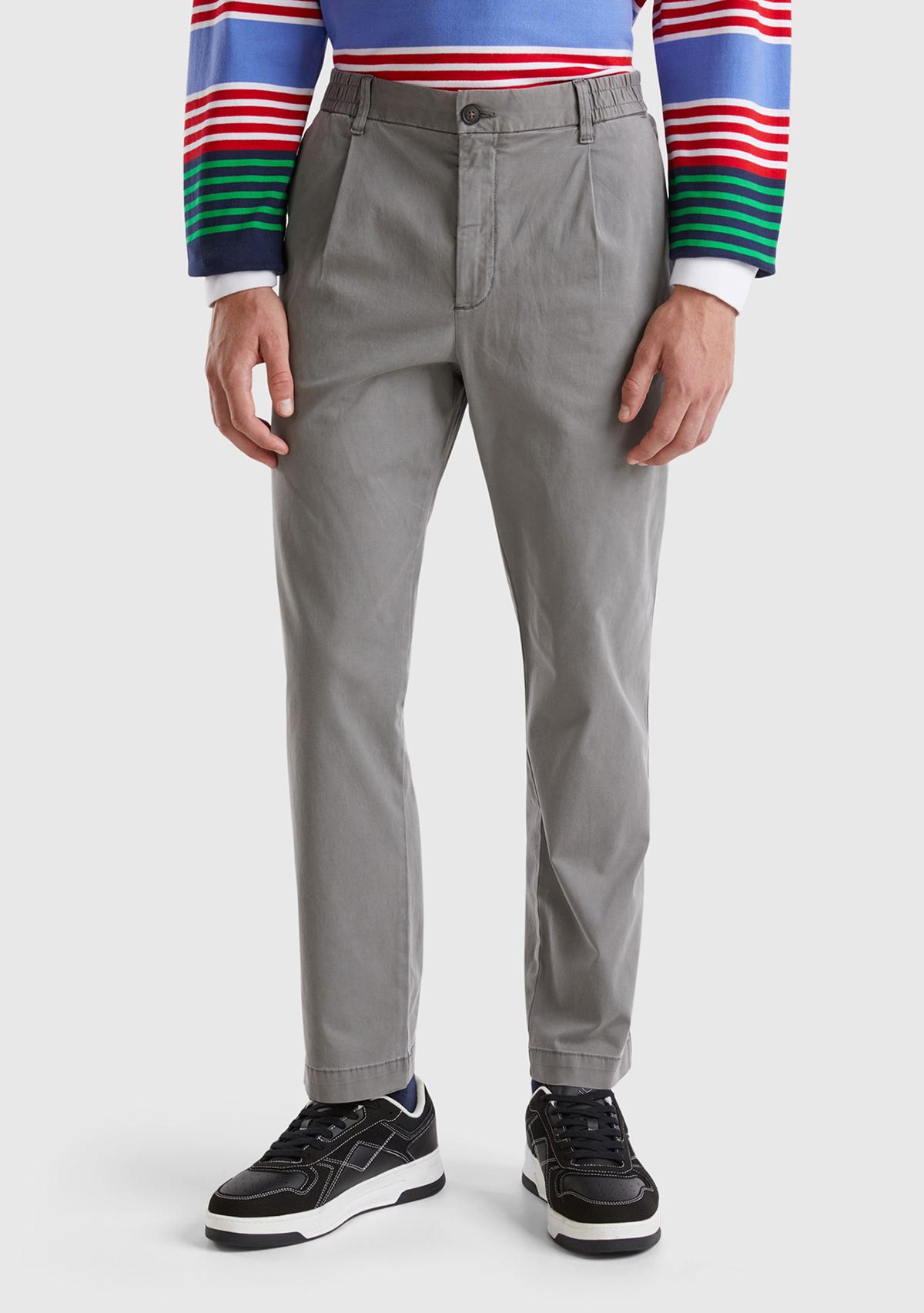  Erkek Antrasit Pamuk Karışımlı Yanları ve Arkası Cep Detaylı Pantolon