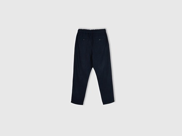  Erkek Koyu Mavi Yün ve Viskoz Karışımlı Arkası Biyeli Cepli Beli Elastik Pantolon