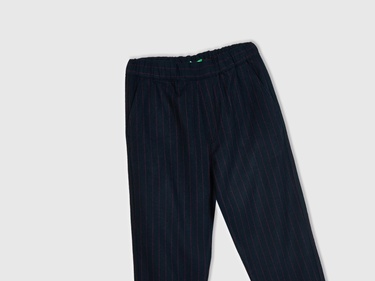  Erkek Koyu Mavi Yün ve Viskoz Karışımlı Arkası Biyeli Cepli Beli Elastik Pantolon