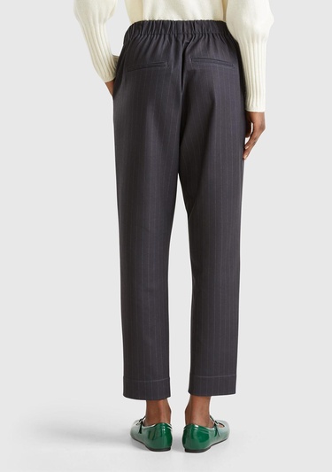  Kadın Siyah Viskoz Karışımlı Tamamı Desenli Beli Lastikli Pantolon