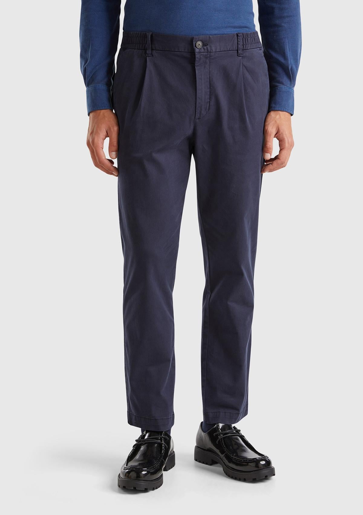  Erkek Lacivert Pamuk Karışımlı Yanları ve Arkası Cep Detaylı Pantolon