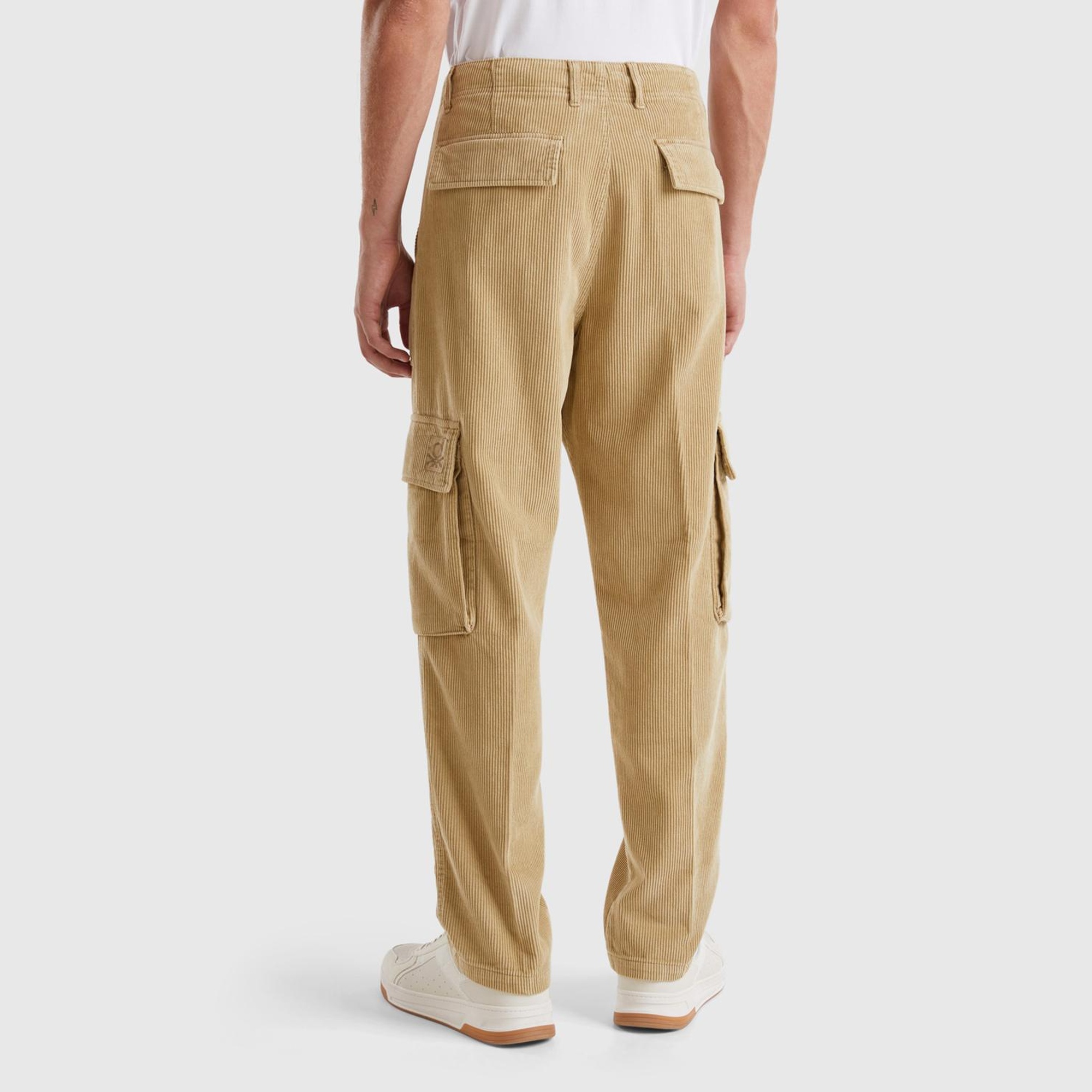 Erkek Bej %100 Pamuk Cep Detaylı Düz Paça Kargo Pantolon