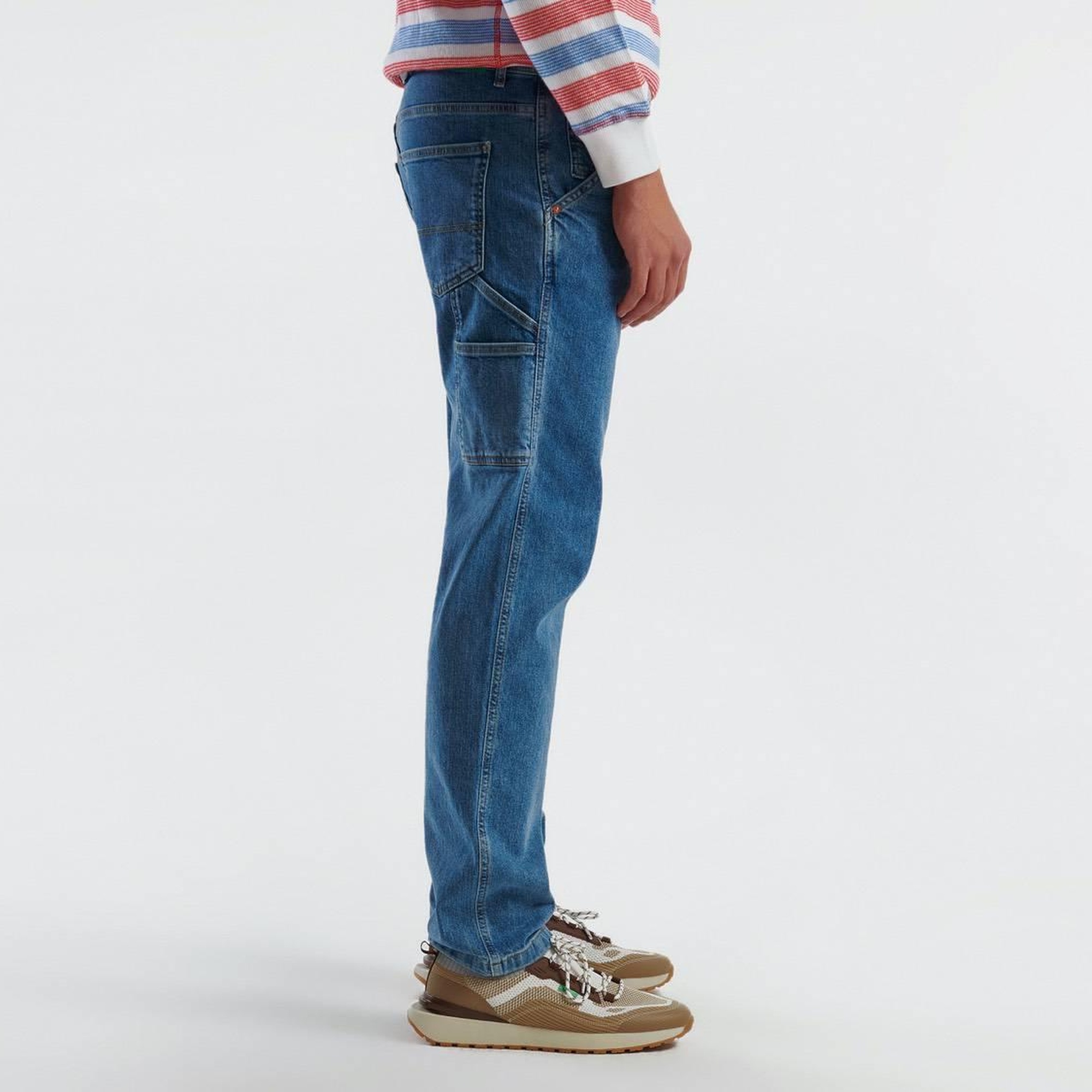 Erkek Mavi Pamuk Karışımlı Arkası Logo Etiketli Düz Paça Denim Pantolon