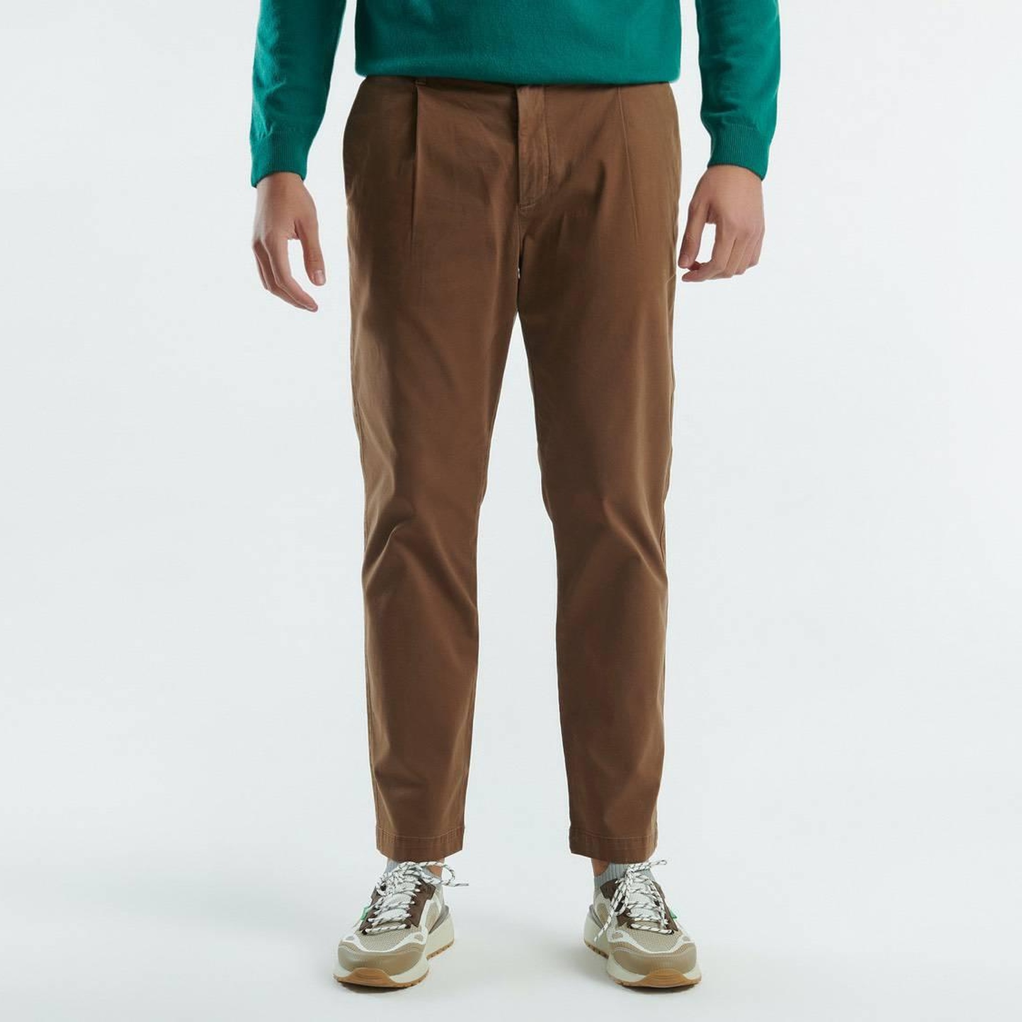 Erkek Kahverengi Pamuk Karışımlı Yanları ve Arkası Cep Detaylı Pantolon