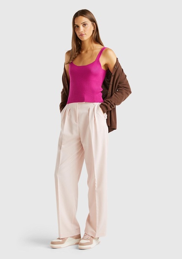  Kadın Toz Pembe Viskoz Karışımlı Arkası Kapaklı Cepli Geniş Paça Pantolon