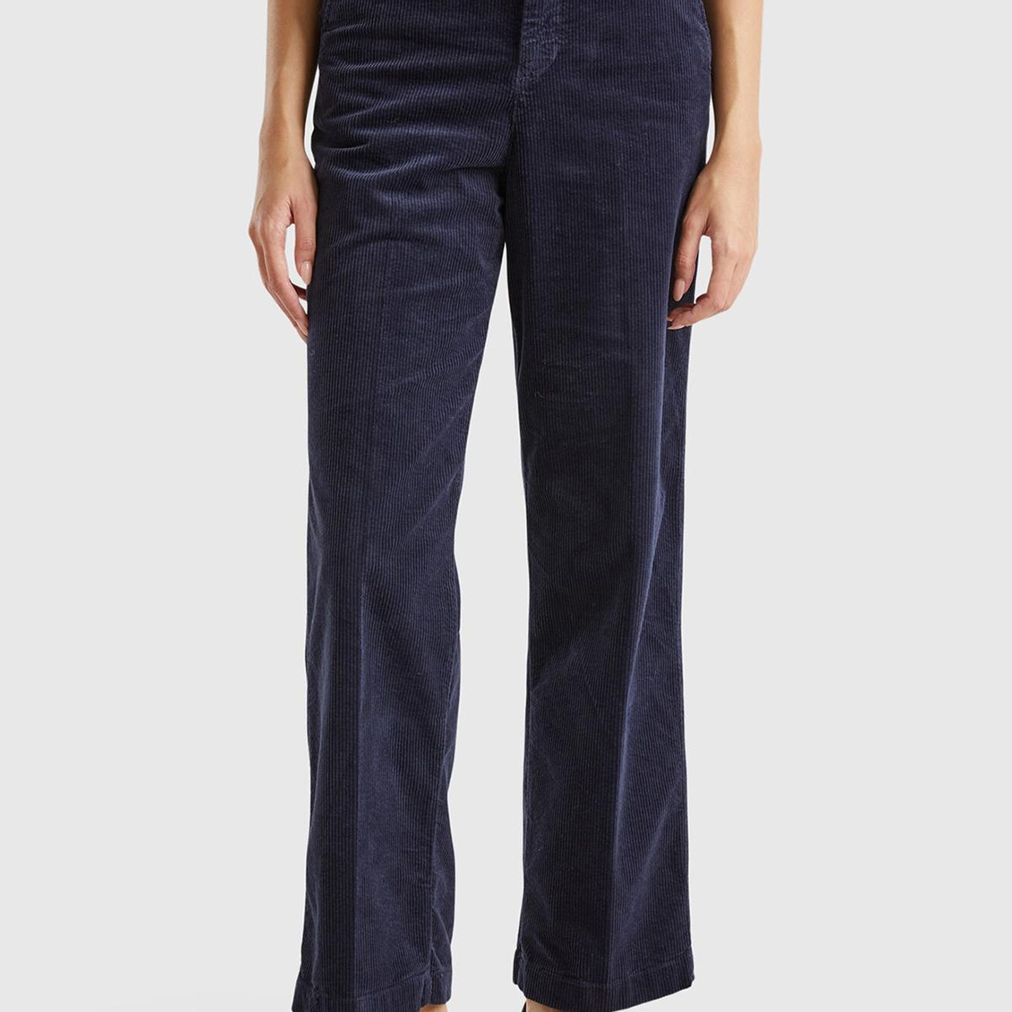 Kadın Lacivert Pamuk Karışımlı Arkası Lastikli Cepli Geniş Paça Kadife Pantolon