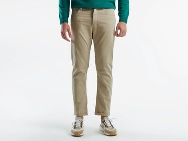  Erkek Bej Pamuk Karışımlı Yanları ve Arkası Cep Detaylı Denim Pantolon