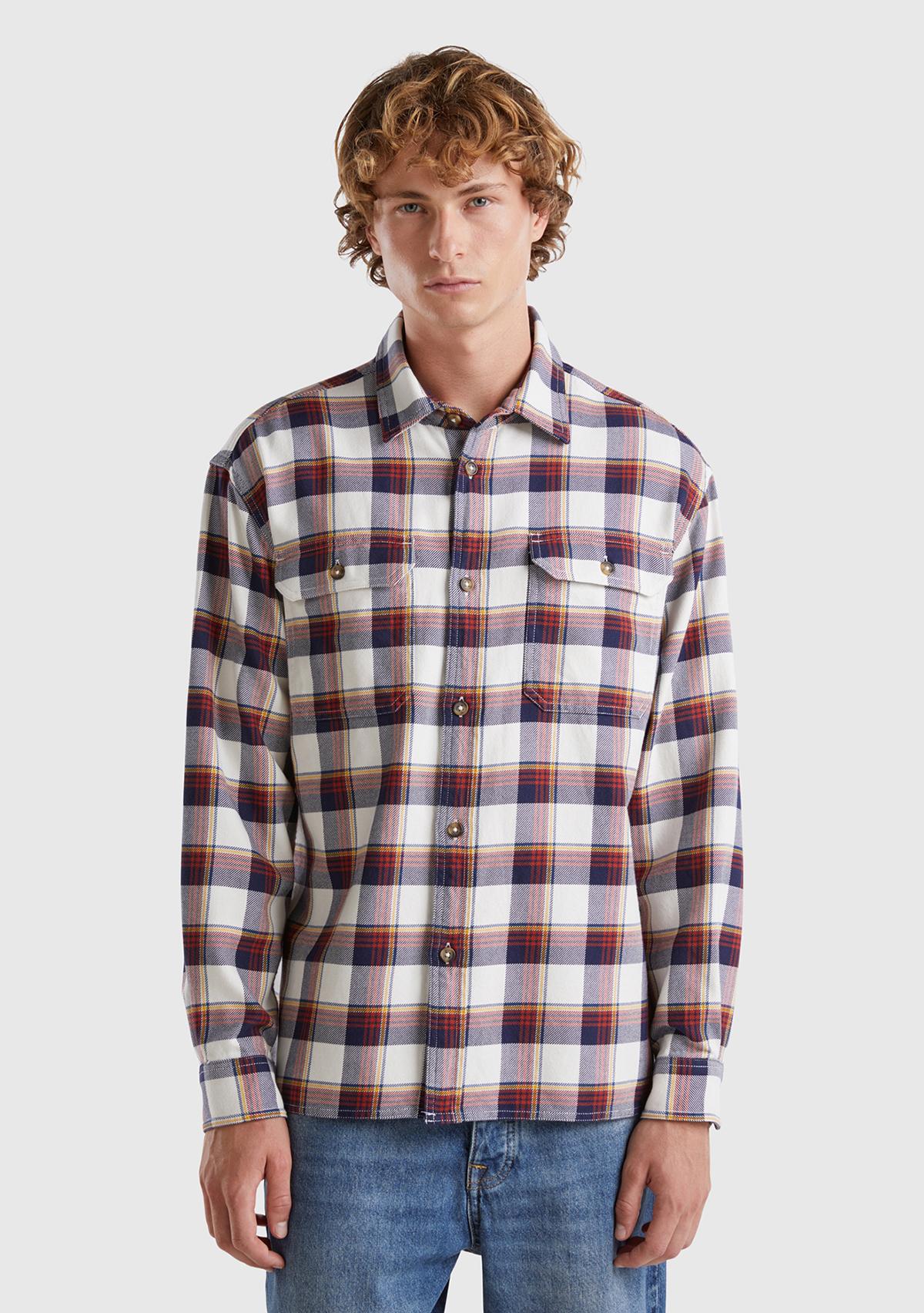  Erkek Beyaz Mix %100 Pamuk İki Göğsü Cep Detaylı Uzun Kollu Desenli Gömlek