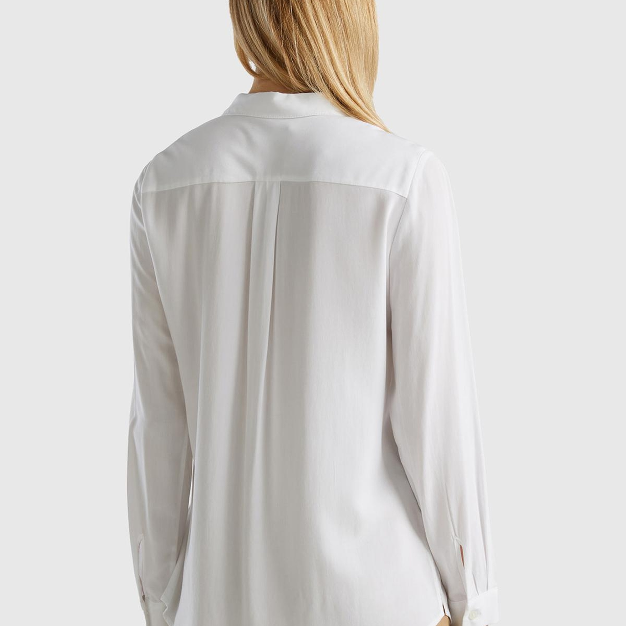 Kadın Beyaz %100 Viskoz Etek Ucu Yuvarlak Kesim Düz Gömlek