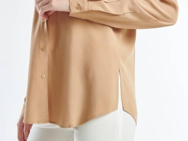  Kadın Bej %100 Viskoz Etek Ucu Yuvarlak Kesim Düz Gömlek
