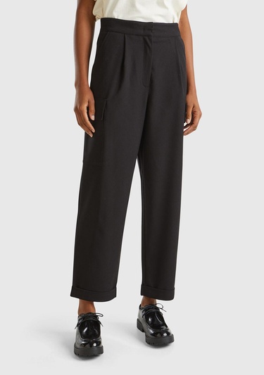  Kadın Siyah Yün ve Liyosel Karışımlı Cepli Yüksek Bel Kargo Pantolon