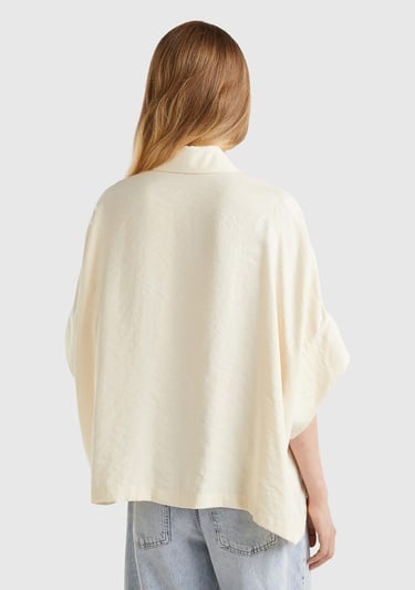  Kadın Krem Modal Karışımlı Hafif Oversize Truvakar Kol Gömlek