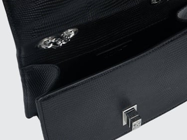  Kadın Siyah Üç Kumaş Detaylı Zincir Askılı Kare Çanta