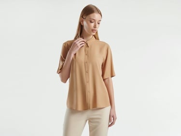  Kadın Bej %100 Viskoz Yarım Kollu Düz Gömlek