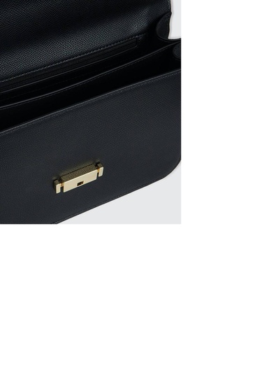  Kadın Siyah Logo Detaylı Metal Tokalı Çanta