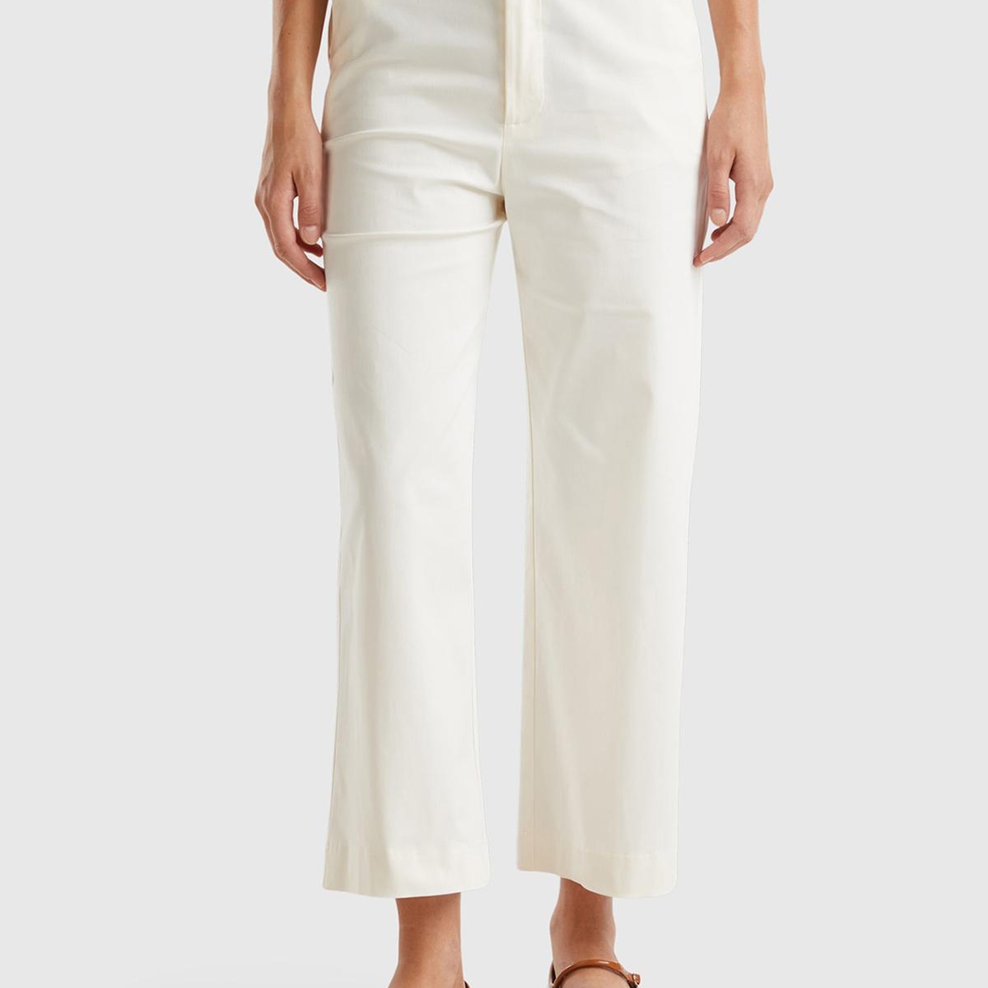 Kadın Krem Pamuk Karışımlı Düz Paça Bilek Boy Gabardin Pantolon