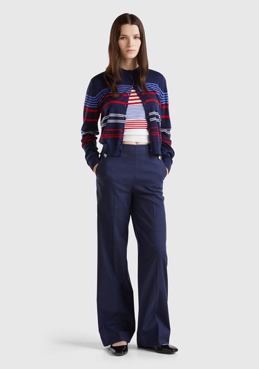  Kadın Lacivert Pamuk ve Viskoz Karışımlı Düğme Detaylı Geniş Paça Pantolon