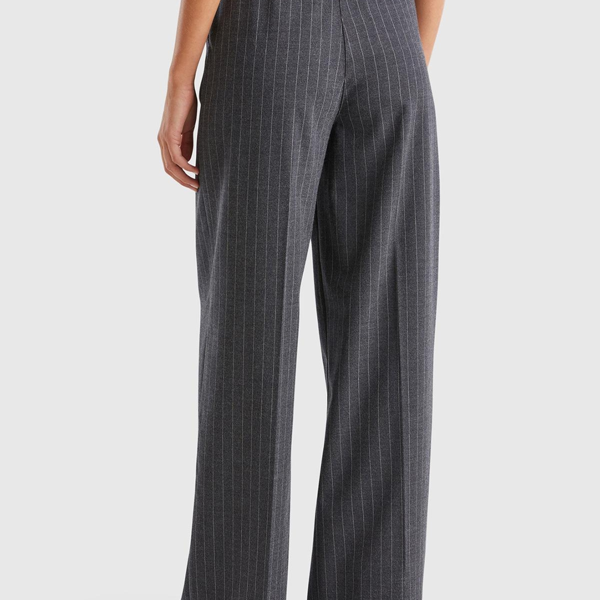 Kadın Antrasit Viskoz Karışımlı Önü Cepli İnce Çizgili Geniş Paça Pantolon