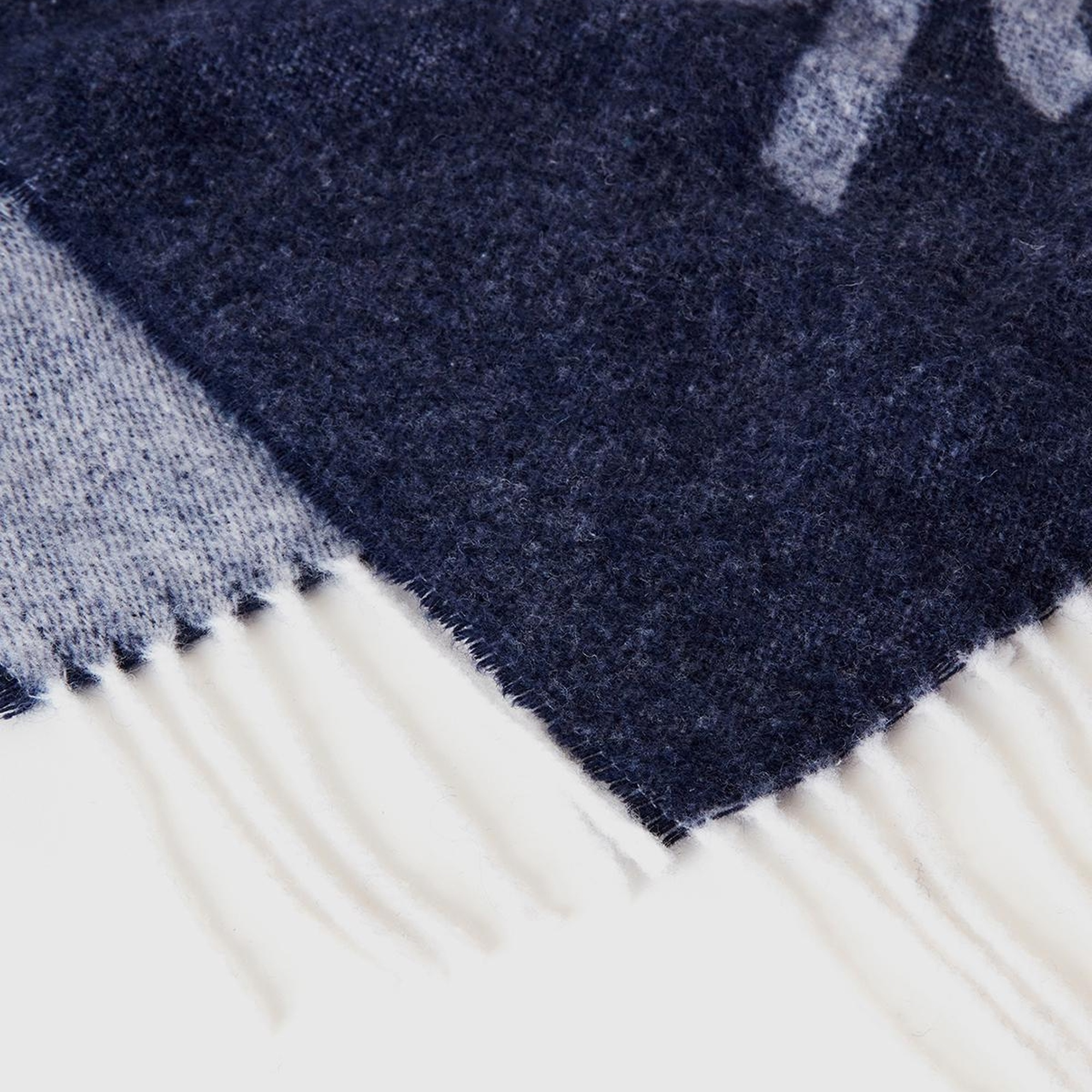 Erkek Lacivert Yün Karışımlı Kontrast Renkli Logo Baskılı Atkı