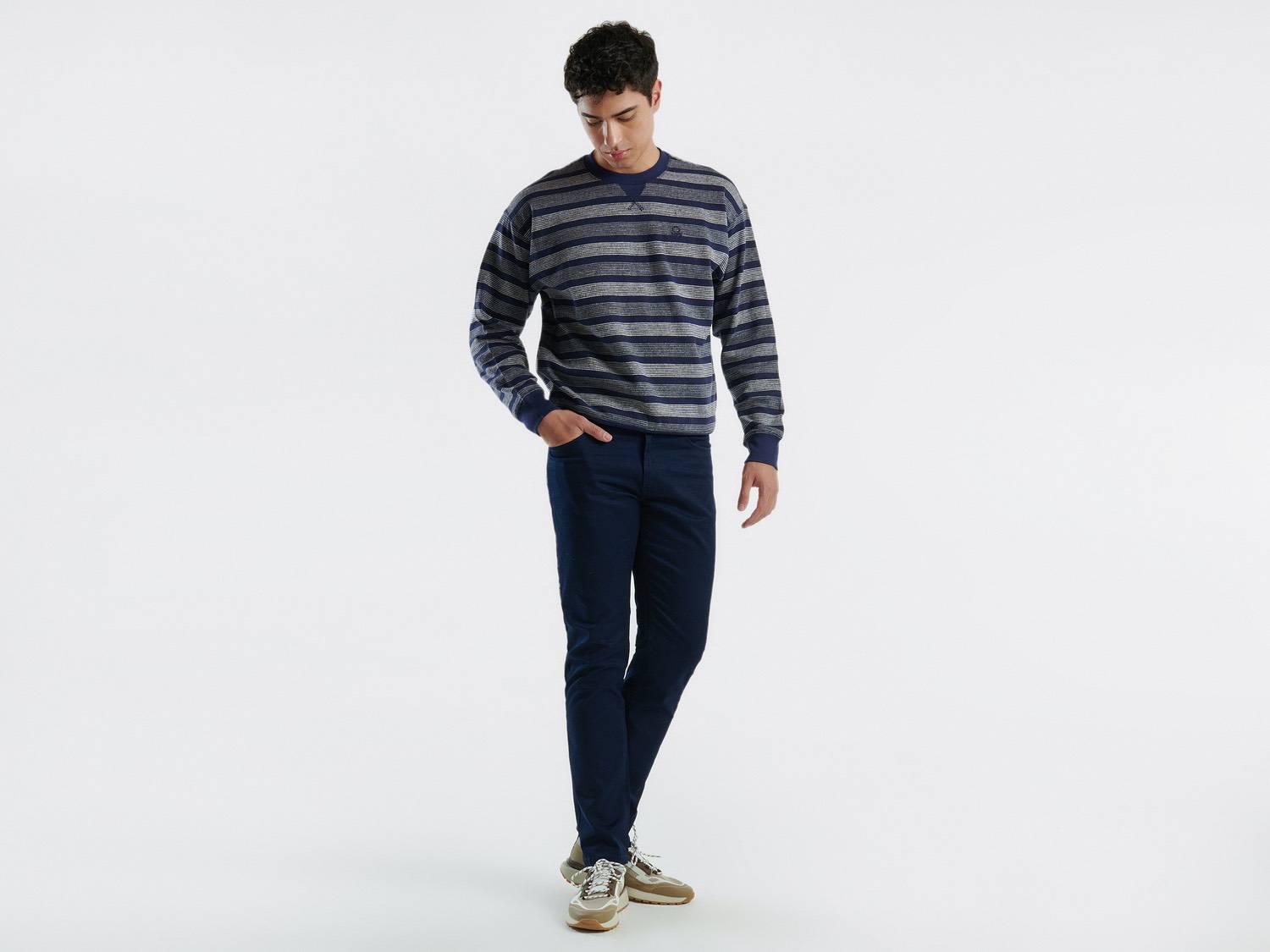  Erkek Lacivert Pamuk Karışımlı Dört Cepli Düz Paça Pantolon