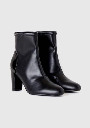  Kadın Siyah Sivri Burun Topuklu Bot