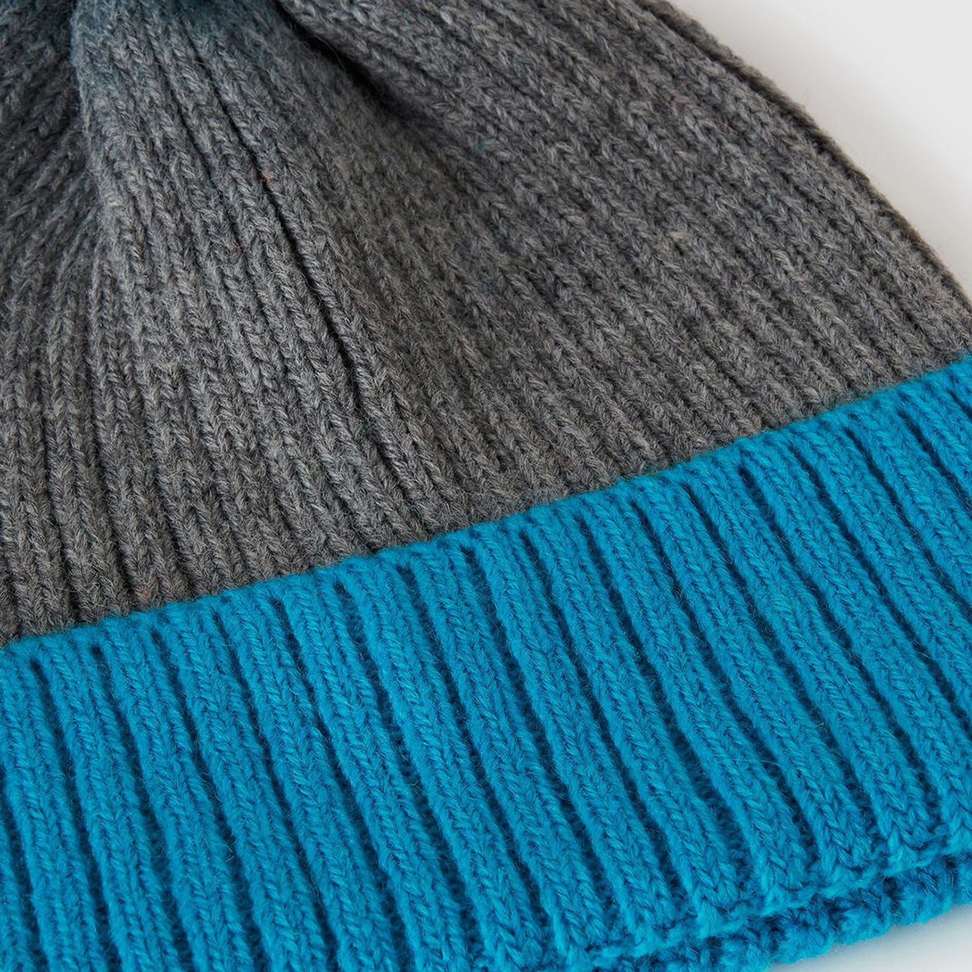 Kadın Mavi Yün Karışımlı Ponponlu Bere