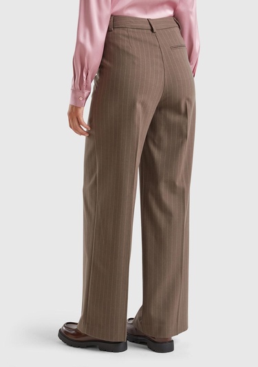  Kadın Taba Viskoz Karışımlı Önü Cepli İnce Çizgili Geniş Paça Pantolon