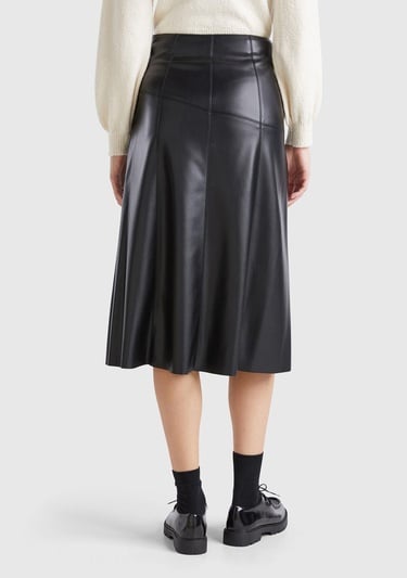  Kadın Siyah Dikiş Detaylı Görünmez Fermuarlı Hafif Kloş Midi Etek