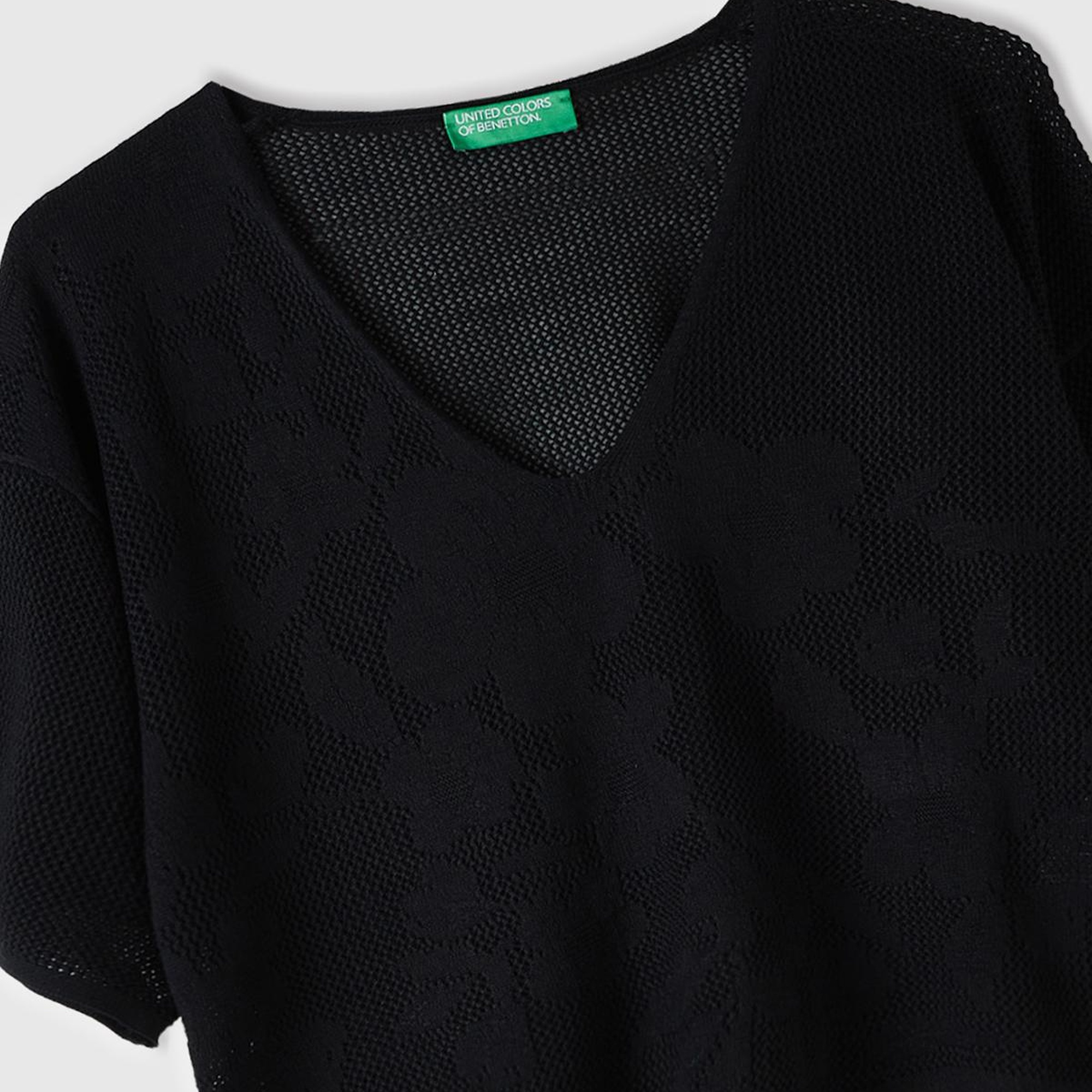 Kadın Siyah Pamuk Modal Karışımlı Motifli V Yaka Crop Triko T-Shirt