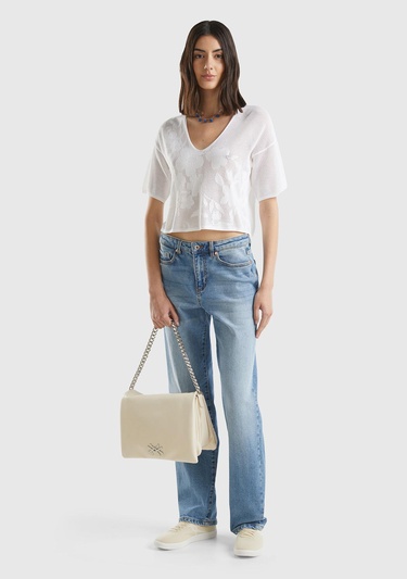  Kadın Beyaz Pamuk Modal Karışımlı Motifli V Yaka Crop Triko T-Shirt