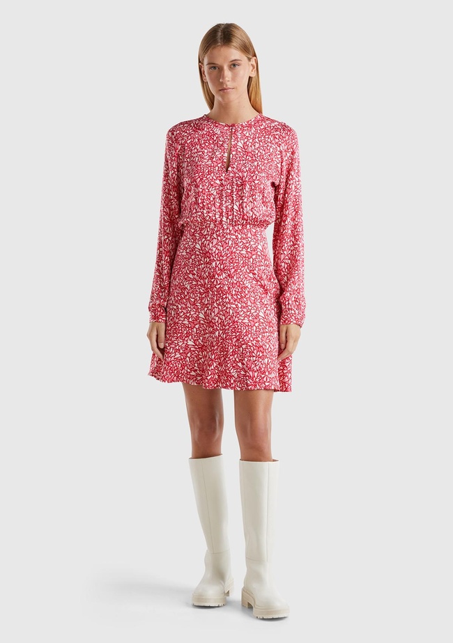  Kadın Kırmızı %100 Viskoz Önü Damla Etek Ucu Fırfırlı Desenli Elbise