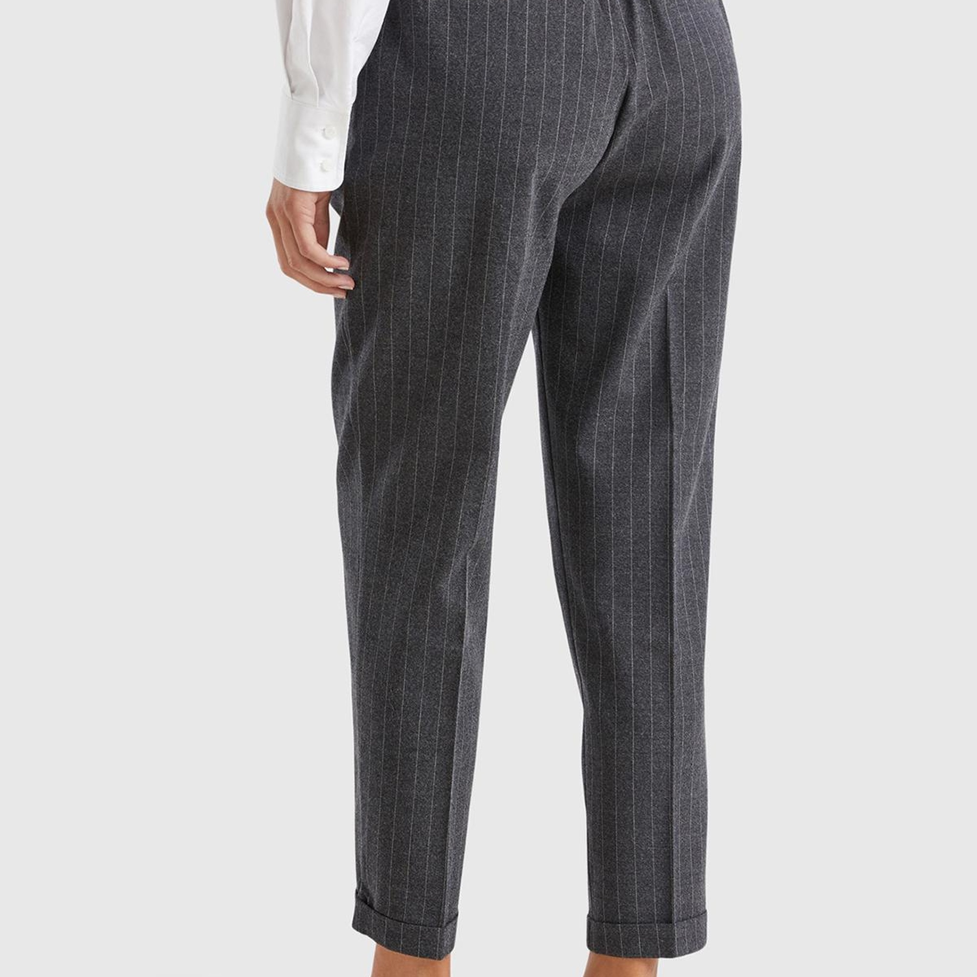 Kadın Antrasit Viskoz Karışımlı Beli Lastikli İnce Çizgili Jogger Pantolon