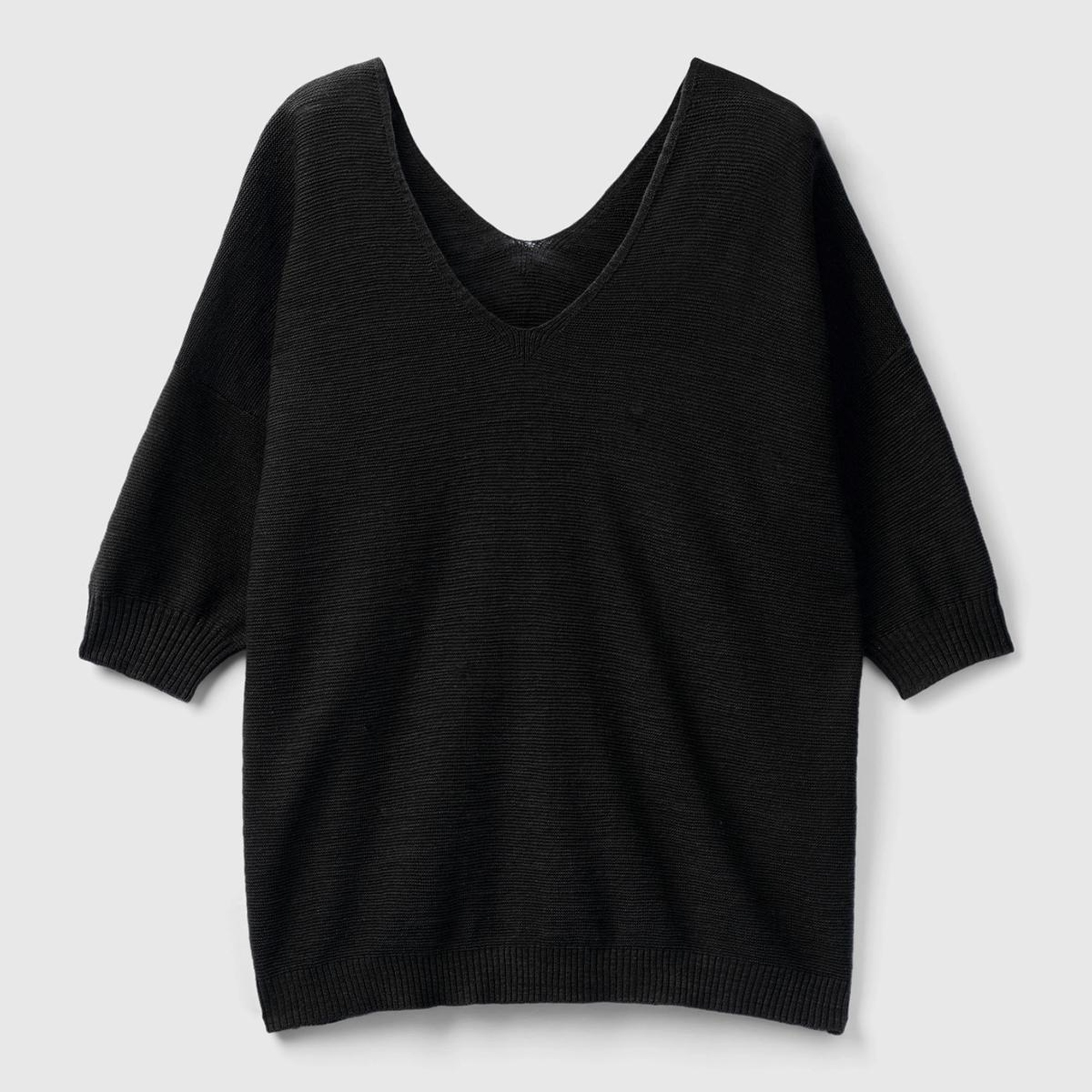 Kadın Siyah Pamuk Keten Karışımlı Kolları Büzgülü V Yaka Kazak