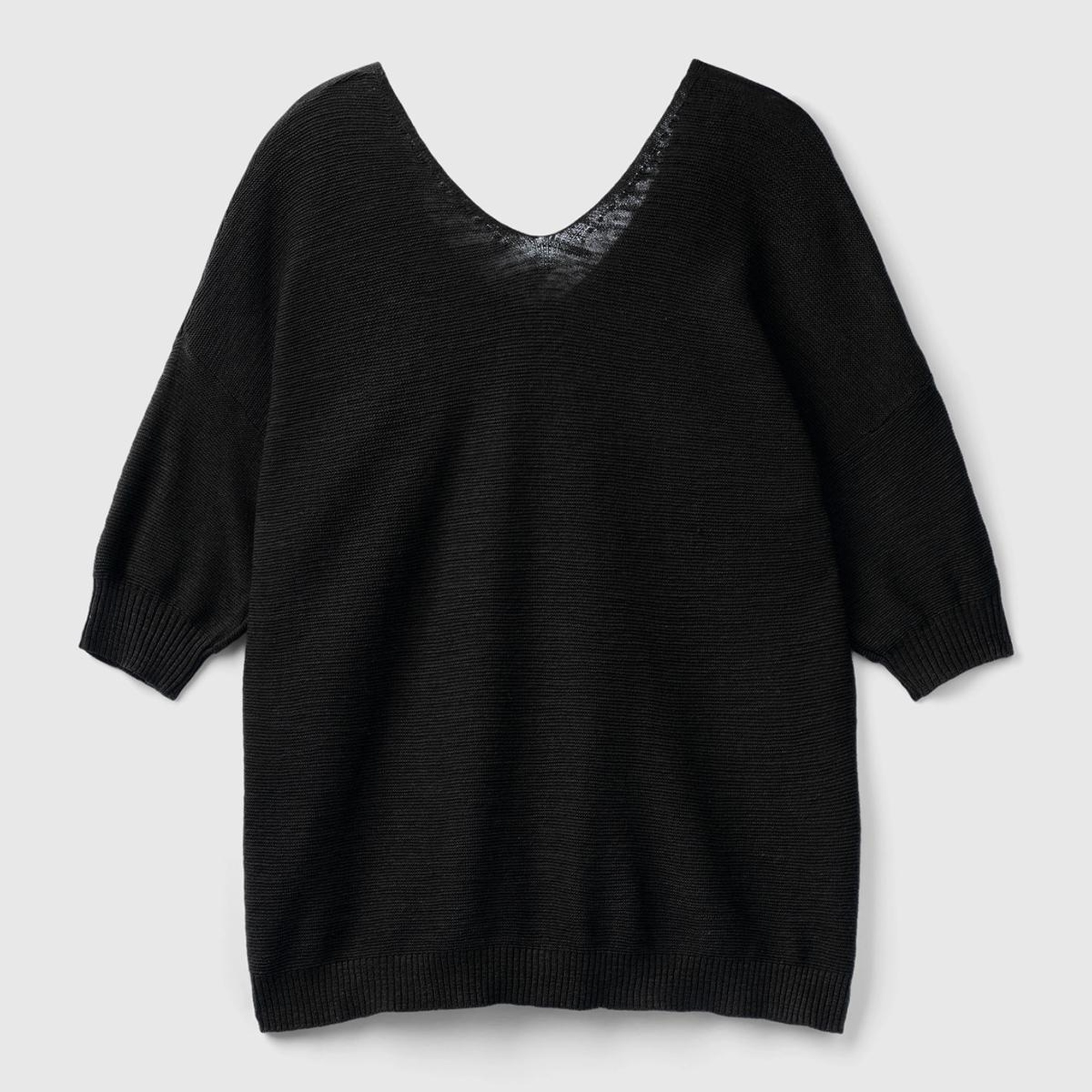 Kadın Siyah Pamuk Keten Karışımlı Kolları Büzgülü V Yaka Kazak